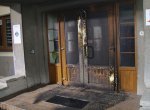 Policisté pátrají po žháři, který podpálil dveře Orlovny ve Slavičíně