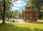 Městský park v Rožnově dostane nové chodníky