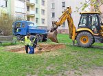 Přes 100 tun písku vymění před sezonou ve Valašském Meziříčí v dětských pískovištích